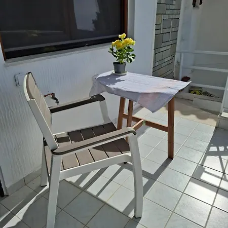 Flo Maisonette With Sea View *